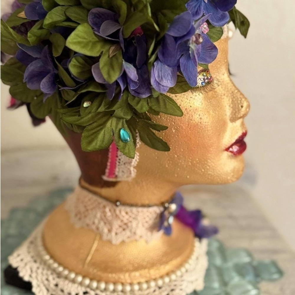 Floral Gold Mannequin Head Planter Large - Picture 6 of 10